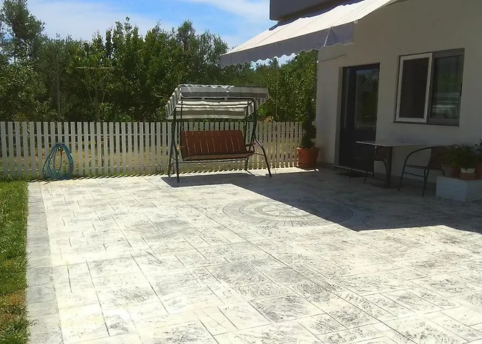 In A Country House# Appartamento *